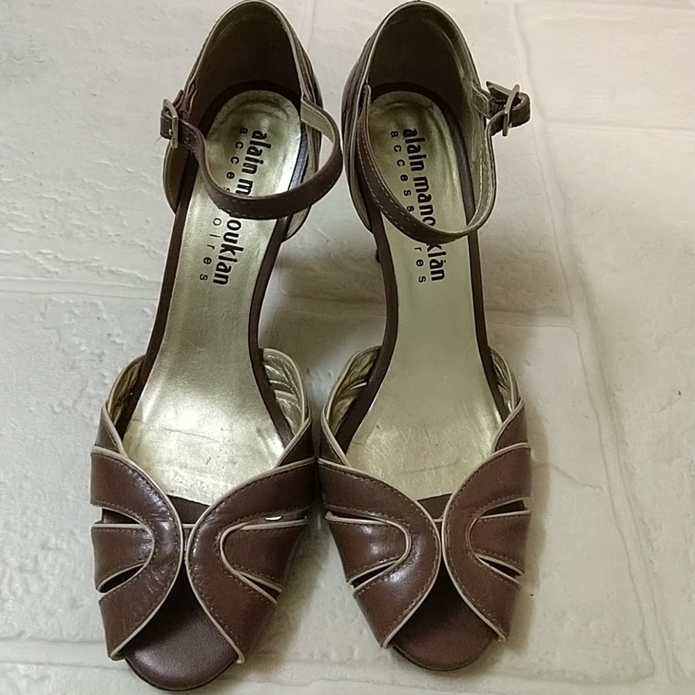 High heels sandals